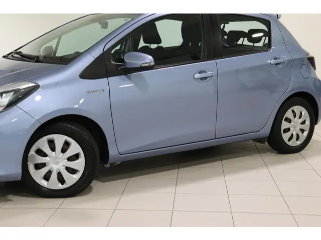 Toyota Yaris 1.5 Hybrid Aspiration, 2014 Hybride Benzine 11