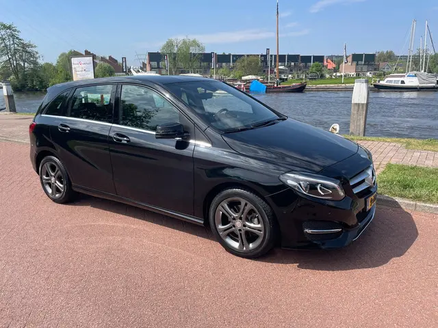 Mercedes-Benz B-Klasse 180 Ambition 2014 Benzine 2