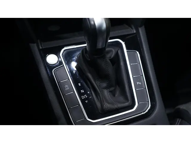 Volkswagen Passat Variant 1.5 TSI Business 2022 Benzine 28