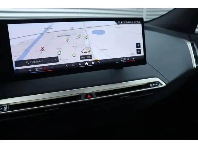 BMW iX xDrive40 2023 Elektrisch 17