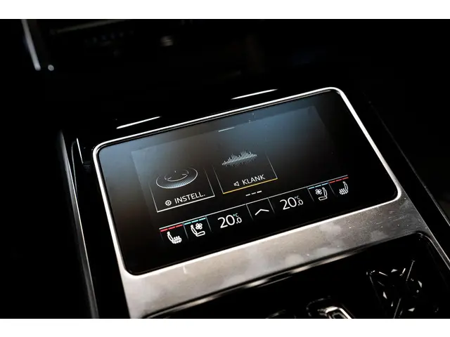 Audi A8 4.0 TFSI S8 Quattro 2024 Benzine 16