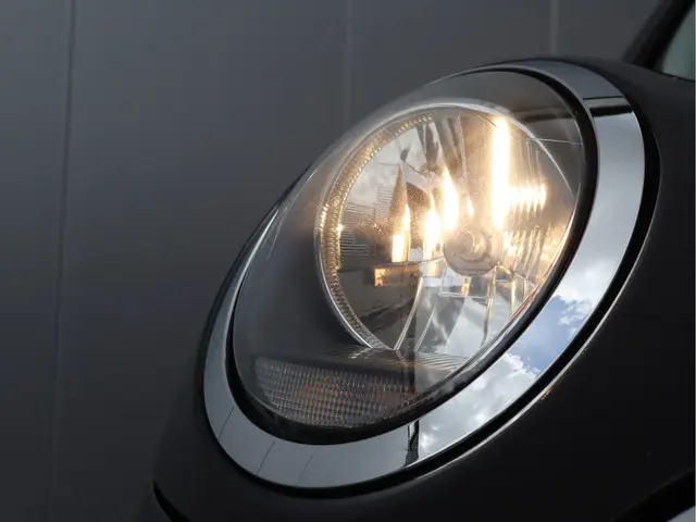 MINI Cooper | BOVAG-garantie 2018 Benzine 8