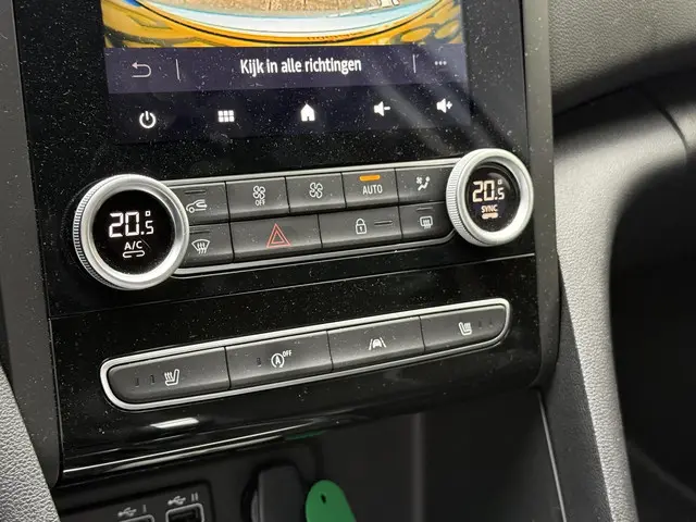 Renault Mégane Estate 1.3 TCe 140 Techno 2024 Benzine 30