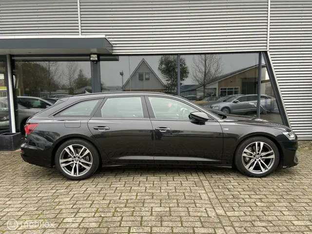 Audi A6 Avant 45 TFSI 3x S-Line Black Optic 2019 Benzine 8