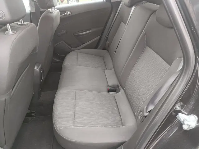 Opel Astra 1.4 Turbo NIEUW DISTRUB KETTING 2015 Benzine 19