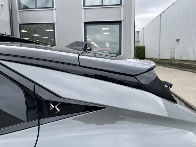 DS DS 4 E-Tense La Première 2022 Hybride Benzine 54
