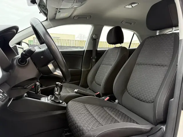 Kia Rio 1.0 TGDI ComfortPlusLine Navigator 2018 Benzine 8