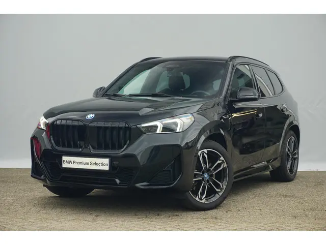 BMW X1 xDrive30e 2022 Hybride Benzine 31