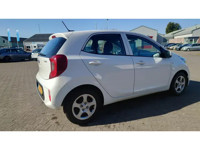 Kia Picanto 1.0 CVVT ComfortLine AC / NAVI 2017 Benzine 4