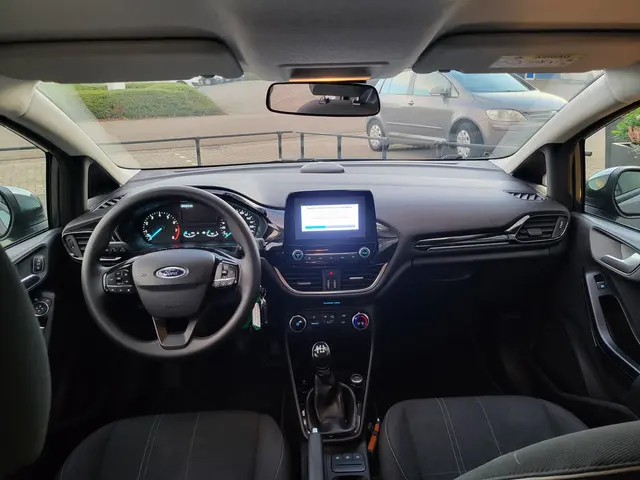Ford Fiesta 1.1 Trend 2018 Benzine 12