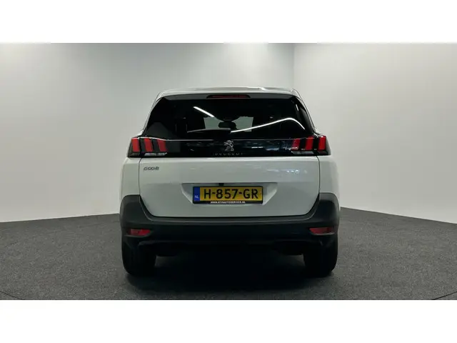 Peugeot 5008 1.2 PureTech Allure 2020 Benzine 7