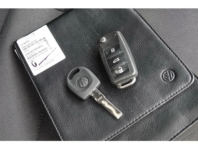 Volkswagen up! 1.0 BMT high up! 2017 Benzine 32