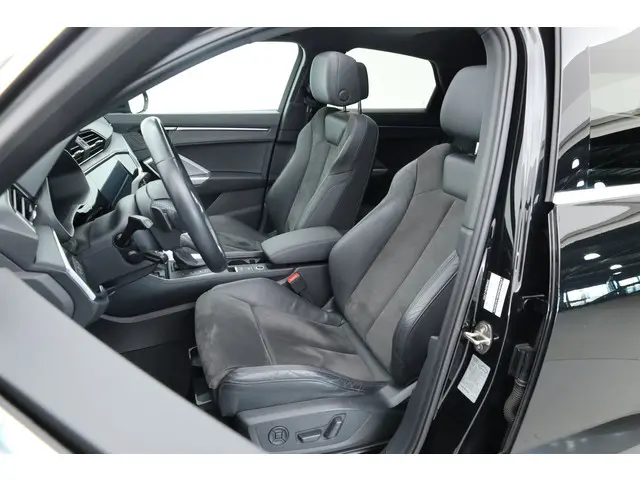 Audi Q3 Sportback 35 TFSI S Line 2020 Benzine 3