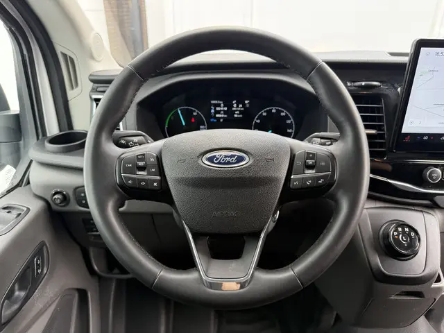 Ford E-Transit 75kWh 184PK 2023 Elektrisch 24