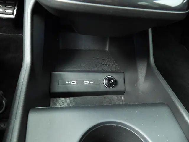 Audi Q4 e-tron 35 S edition 55 kWh 2022 Elektrisch 30