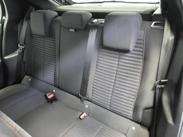 Peugeot e-208 EV Active Pack 50 kWh 2023 Elektrisch 28