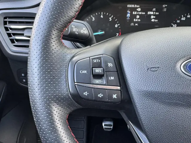 Ford Focus 1.0 ECOBOOST ST LINE BUSINESS 2020 Benzine 19