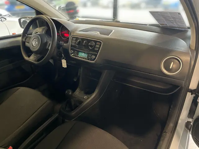 Volkswagen up! 1.0 take up! BlueMotion 2012 Benzine 23