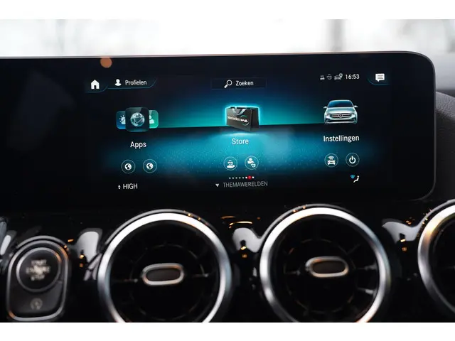 Mercedes-Benz B-Klasse 180d Style 2019 Diesel 41