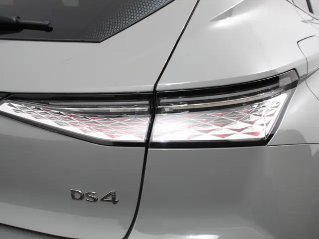 DS DS 4 1.2 PureTech Automaat Rivoli Cross 2023 Benzine 11