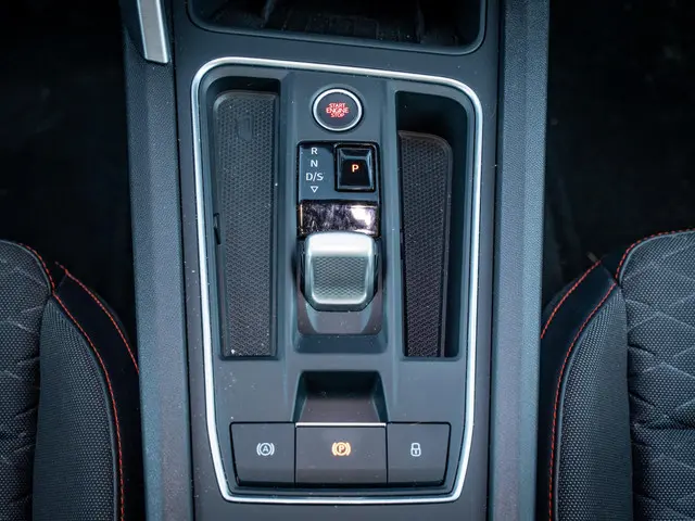 SEAT Leon 1.4 TSI eHybrid PHEV FR 2022 Hybride Benzine 7