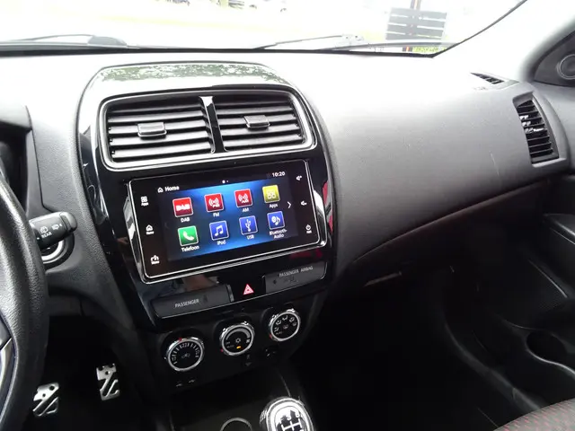 Mitsubishi ASX 1.6 Cleartec Connect Pro 2018 Benzine 34