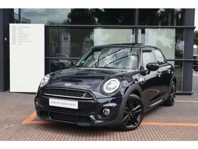 MINI 5-Deurs Cooper S 2020 Benzine 17