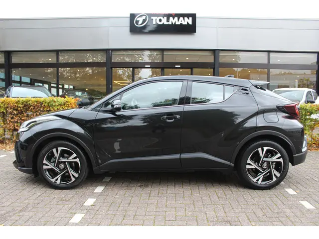 Toyota C-HR 1.8 Hybrid Dynamic 2023 Hybride Benzine 2