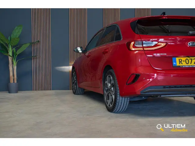 Kia Ceed 1.0 T-GDi ExecutiveLine 2019 Benzine 23