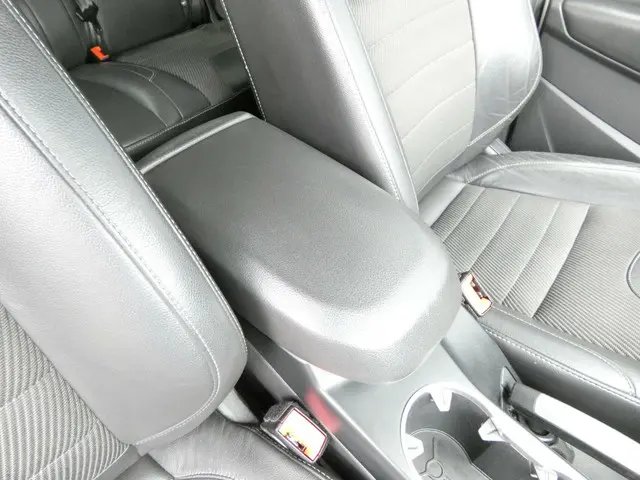 Ford Kuga HELAAS VERKOCHT!!! 2016 Benzine 41