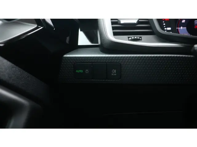 Audi A1 Sportback 25 TFSI Pro Line 2023 Benzine 15