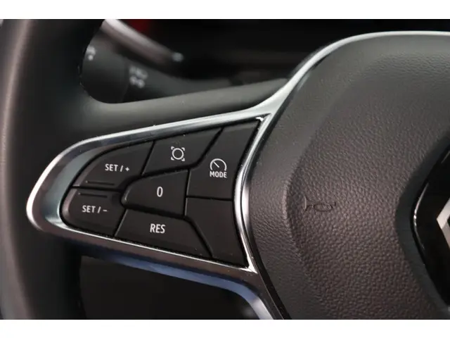 Renault Captur 1.0 TCe 90 techno 2024 Benzine 16
