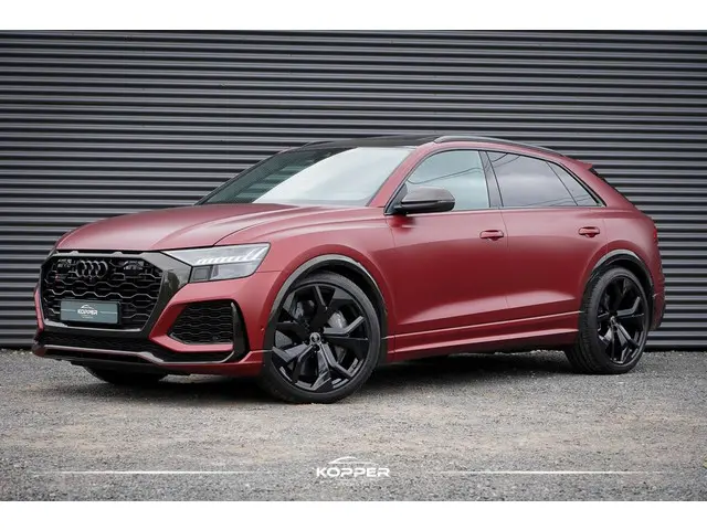 Audi RSQ8