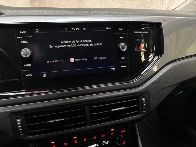 Volkswagen Polo 1.0 TSI Highline R 2019 Benzine 13