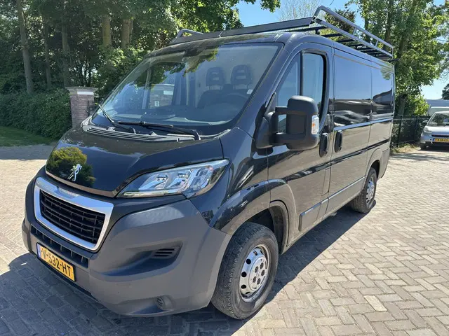 Peugeot Boxer 330 2.0 BlueHDI L1H1 Premium 2017 Diesel