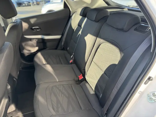 Kia cee'd 1.0 T-GDi Navigator 2017 Benzine 17