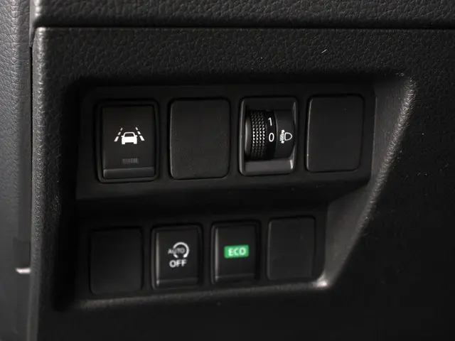 Nissan QASHQAI 1.3 N-Connecta Automaat 2021 Benzine 9