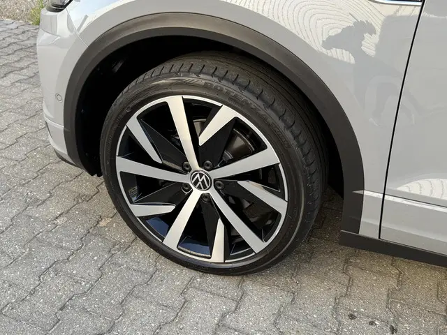Volkswagen T-Roc Cabrio 1.5 TSI R-Line 2021 Benzine 33