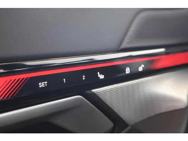 BMW 5 Serie Sedan 550e xDrive 2024 Hybride Benzine 13