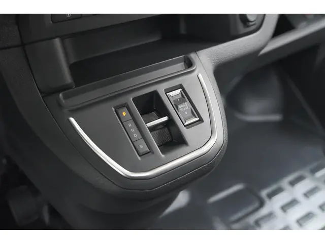 Citroën ë-Jumpy L2 136 50 kWh 2024 Elektrisch 33