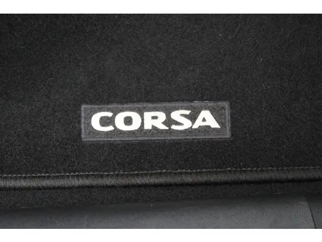 Opel Corsa 1.2 Edition 2020 Benzine 18