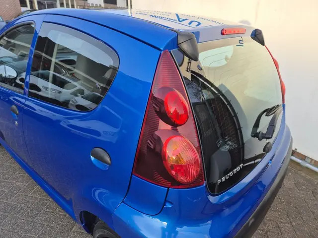 Peugeot 107 1.0 Access Accent Airco 2013 Benzine 22