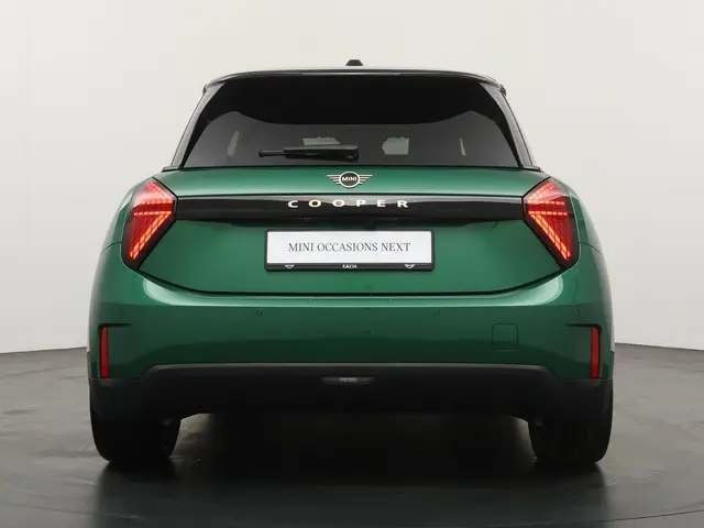 MINI 3-Deurs Cooper E Favoured + M-pakket 2025 Elektrisch 6