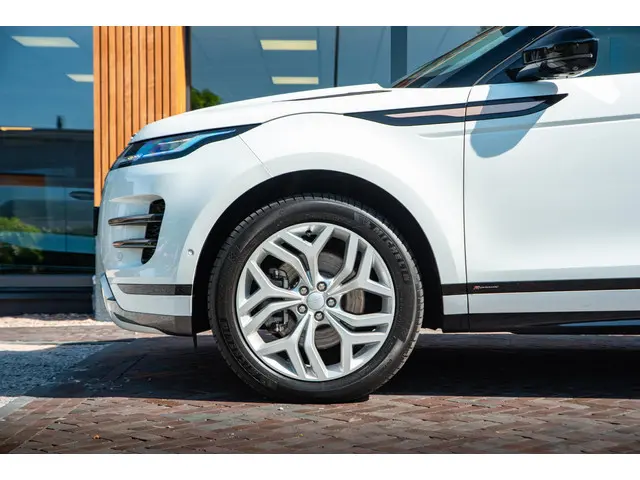 Land Rover Range Rover Evoque P300e 2021 Hybride Benzine 8
