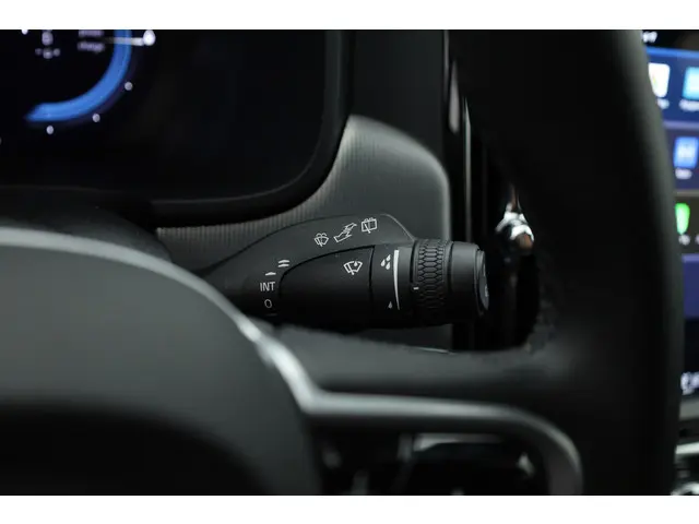 Volvo V90 2.0 T8 Recharge R-Design 2022 Hybride Benzine 12