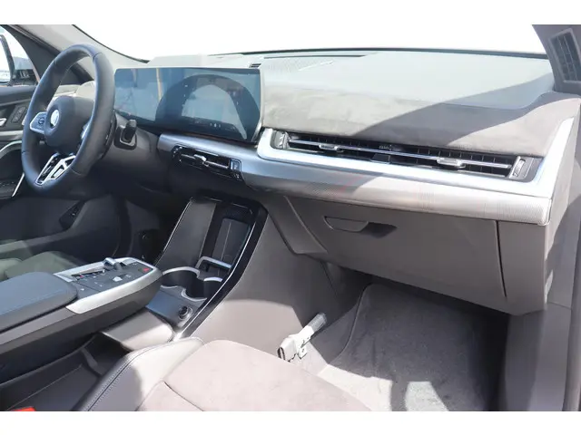 BMW X2 sDrive20i 2025 Benzine 9
