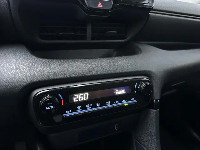 Mazda 2 Hybrid 1.5 Pure 2023 Hybride Benzine 10