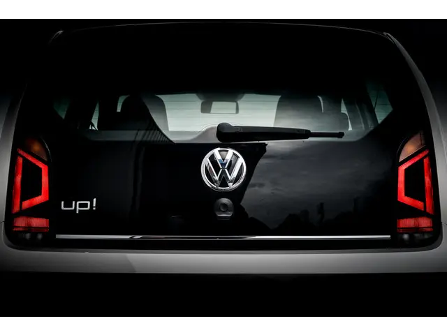 Volkswagen up! 1.0 BMT high up! | PDC | Cruise 2018 Benzine 18