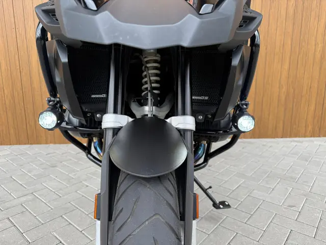 BMW R 1250 GS Adventure All-Road 2023 Benzine 8