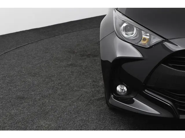 Toyota Yaris 1.5 Hybrid 115 2024 Hybride Benzine 34